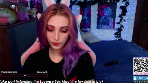 Snapshot of violet_noir_ chatting on September 11, 5:19 am Deya online show from September 11, 5:19 am