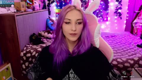 Snapshot of violet_noir_ chatting on January 24, 7:08 am Deya online show from January 24, 7:08 am