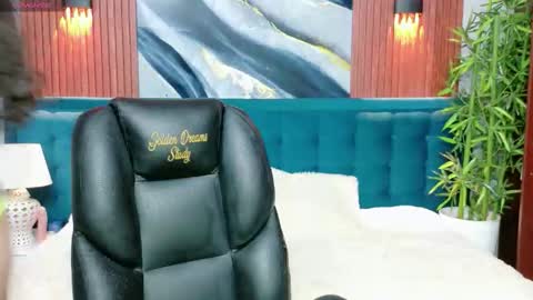 Violeta  online show from January 5, 8:23 pm