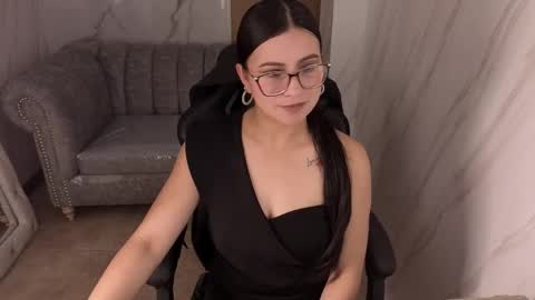 violeta_tf online show from February 9, 2:41 pm