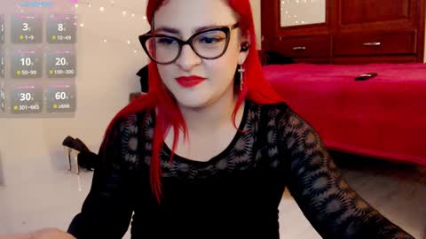 Snapshot of violetabitch chatting on December 22, 5:34 am Violetta Morningstar online show from December 22, 5:34 am