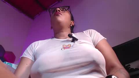 Snapshot of violethrammstein chatting on October 22, 9:14 am ViolethRammstein online show from October 22, 9:14 am