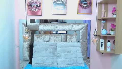 Violeta froz online show from February 19, 4:33 pm