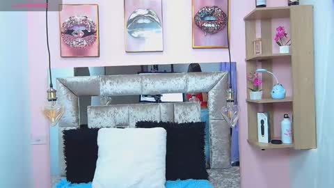 Violeta froz online show from February 11, 4:35 pm