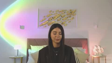 violetta_finch online show from October 4, 8:20 am