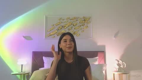 violetta_finch online show from December 1, 11:36 am