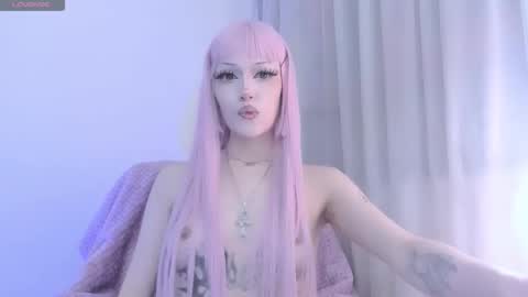 Violett online show from March 21, 8:19 am