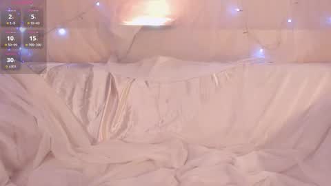 Violett Castel online show from October 31, 9:41 pm