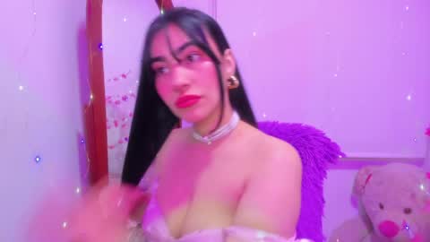 violette_laurent online show from April 13, 11:38 pm