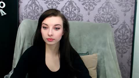 VirginLuna online show from May 12, 7:31 pm