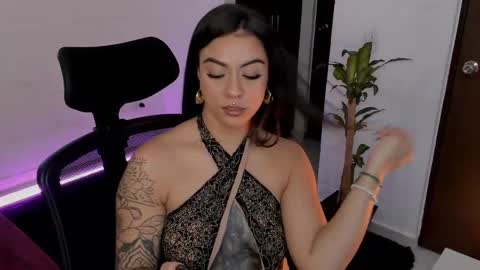 Lu online show from March 5, 11:06 pm