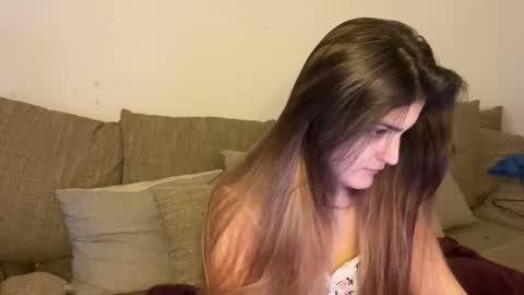 vivalenti_kiss online show from November 10, 12:33 pm