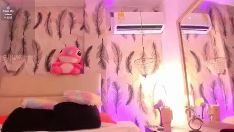 Snapshot of vivi_prinncess chatting on October 18, 11:50 pm Viviana online show from October 18, 11:50 pm