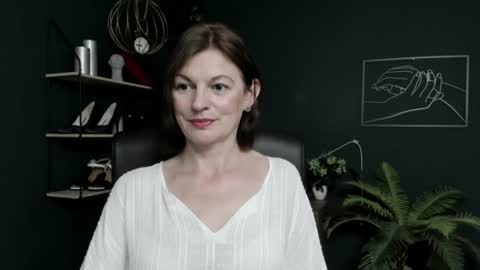 Vivian online show from July 28, 6:33 am