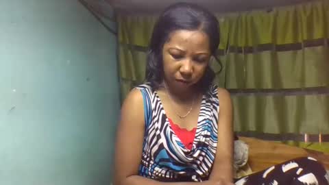 viviane0812 online show from October 9, 12:42 pm