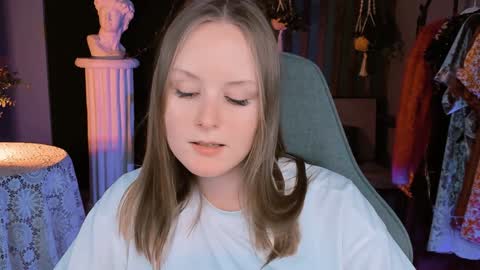 Vivien online show from December 28, 11:26 pm