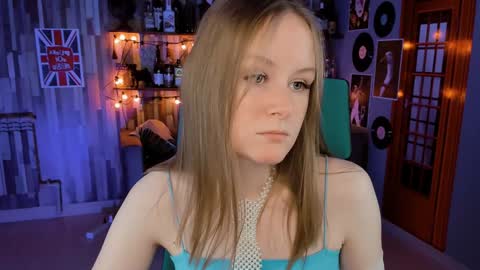 Vivien online show from December 30, 9:05 am