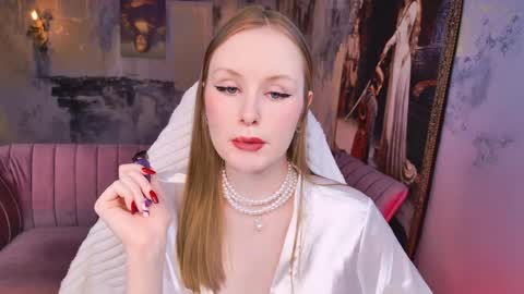 Vivien online show from April 14, 9:42 am