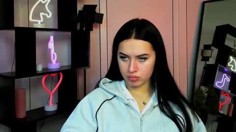 vivy_star online show from November 11, 7:11 pm