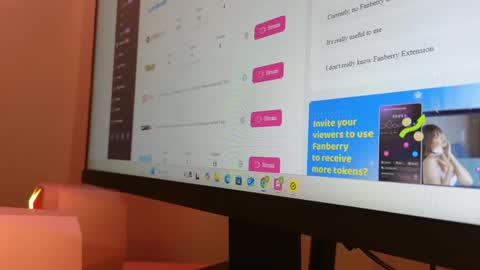 Vixen Capri online show from January 29, 1:05 am