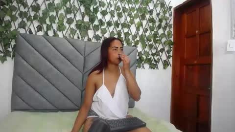 Roxana online show from March 9, 3:42 am