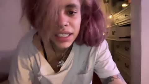 vveejay online show from October 22, 6:29 am