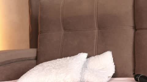 Nana online show from March 2, 7:15 am