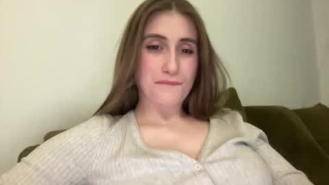 walkiria19 online show from March 24, 6:35 pm