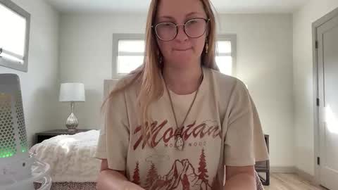 Jade online show from January 18, 4:58 pm