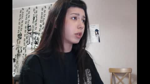 Mina online show from March 3, 6:14 pm