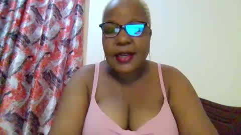 weaverbird25 online show from March 31, 9:37 pm