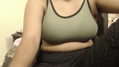 mina online show from November 29, 3:49 pm