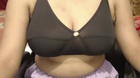 mina online show from July 27, 5:04 am