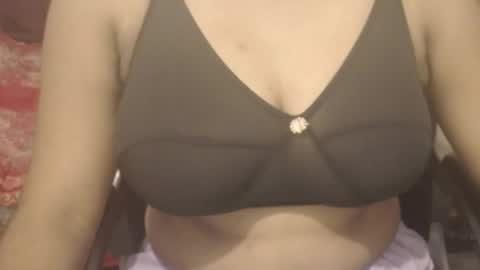 mina online show from August 6, 1:51 pm