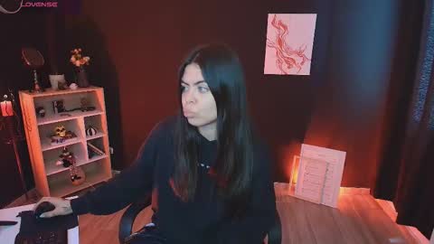 Wednesday  Birthday show   December 18 online show from November 23, 5:03 pm