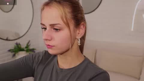 Im Wendy online show from September 22, 9:13 pm