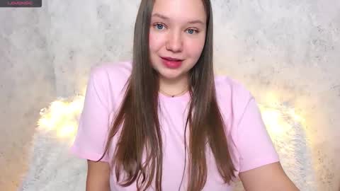 Snapshot of wet__molly chatting on October 29, 7:05 pm molly online show from October 29, 7:05 pm