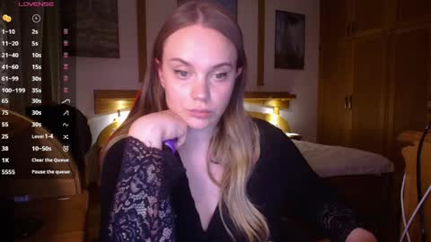 Lana online show from May 12, 8:26 pm