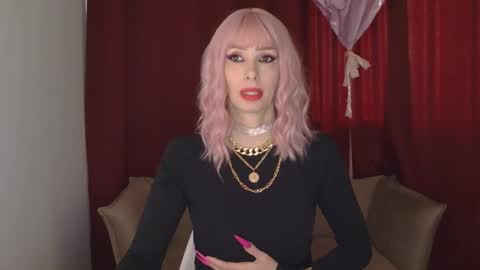 White Queen online show from February 23, 9:16 am