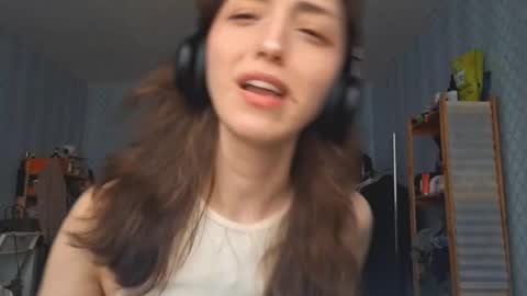 Cindy online show from March 20, 2:33 pm