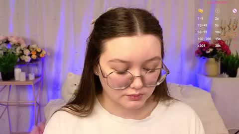 Sarah online show from February 25, 4:57 am