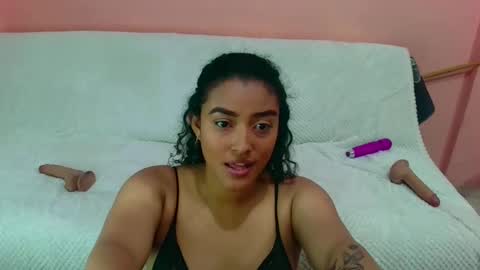Snapshot of wild_moanaa chatting on January 12, 5:13 am Jennifer wild online show from January 12, 5:13 am