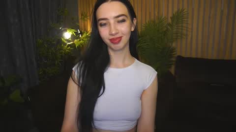 Snapshot of wildkittenx_ chatting on October 23, 5:57 am Alena online show from October 23, 5:57 am