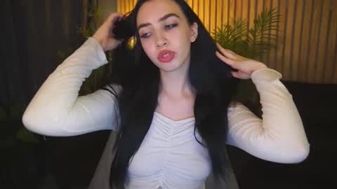 Snapshot of wildkittenx_ chatting on October 21, 1:59 pm Alena online show from October 21, 1:59 pm