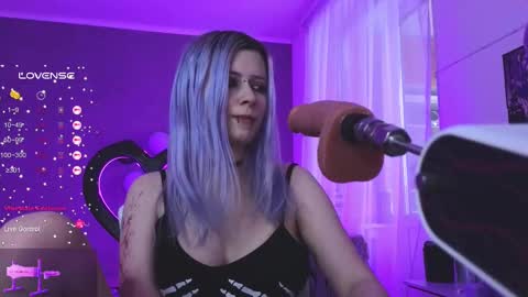 Your virtual girlfriend online show from February 13, 7:45 am