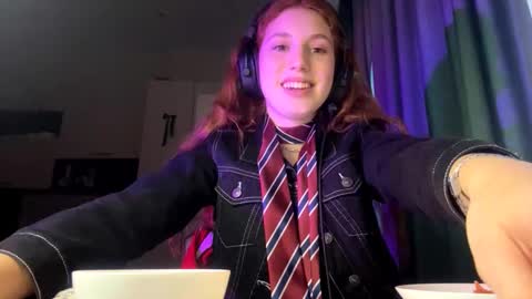 Alice online show from February 26, 2:38 pm