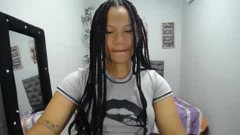 WIllow  online show from April 15, 1:33 pm