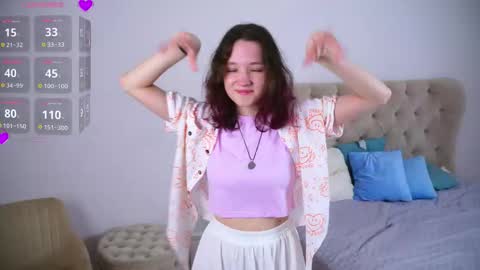 Snapshot of wilmavitanza chatting on October 24, 4:52 am for u Alise online show from October 24, 4:52 am