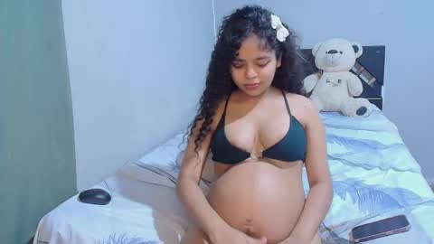  Winnifer Gonzalez  online show from September 23, 3:15 am