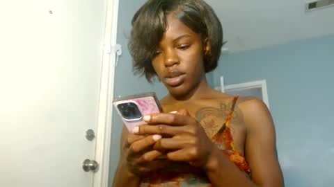 Chanel online show from December 4, 6:06 pm